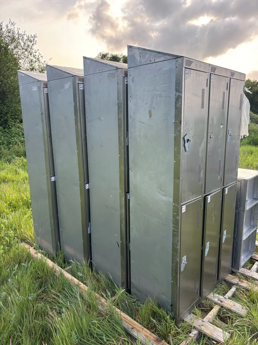 Stainless steel lockers - Image 2