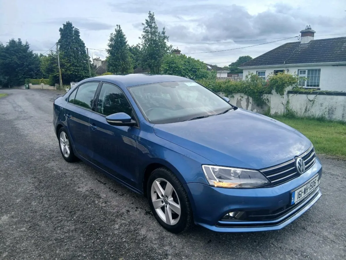2016 volkswagen jetta - Image 2