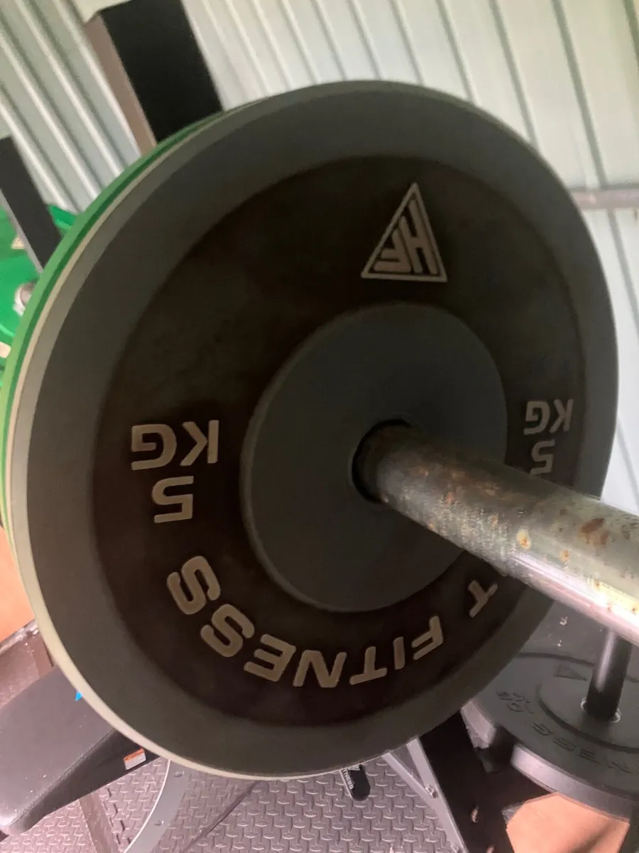 Weight bench and weights - Image 3