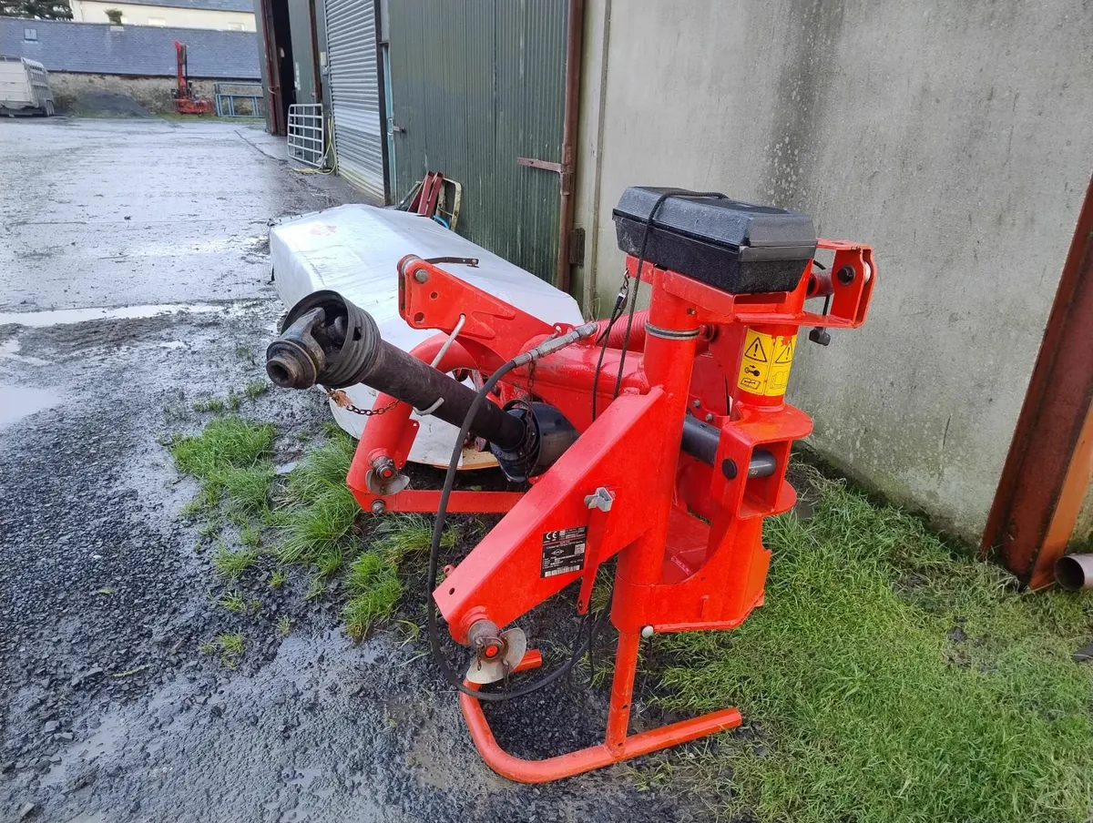 Kuhn Disc Mower - Image 3