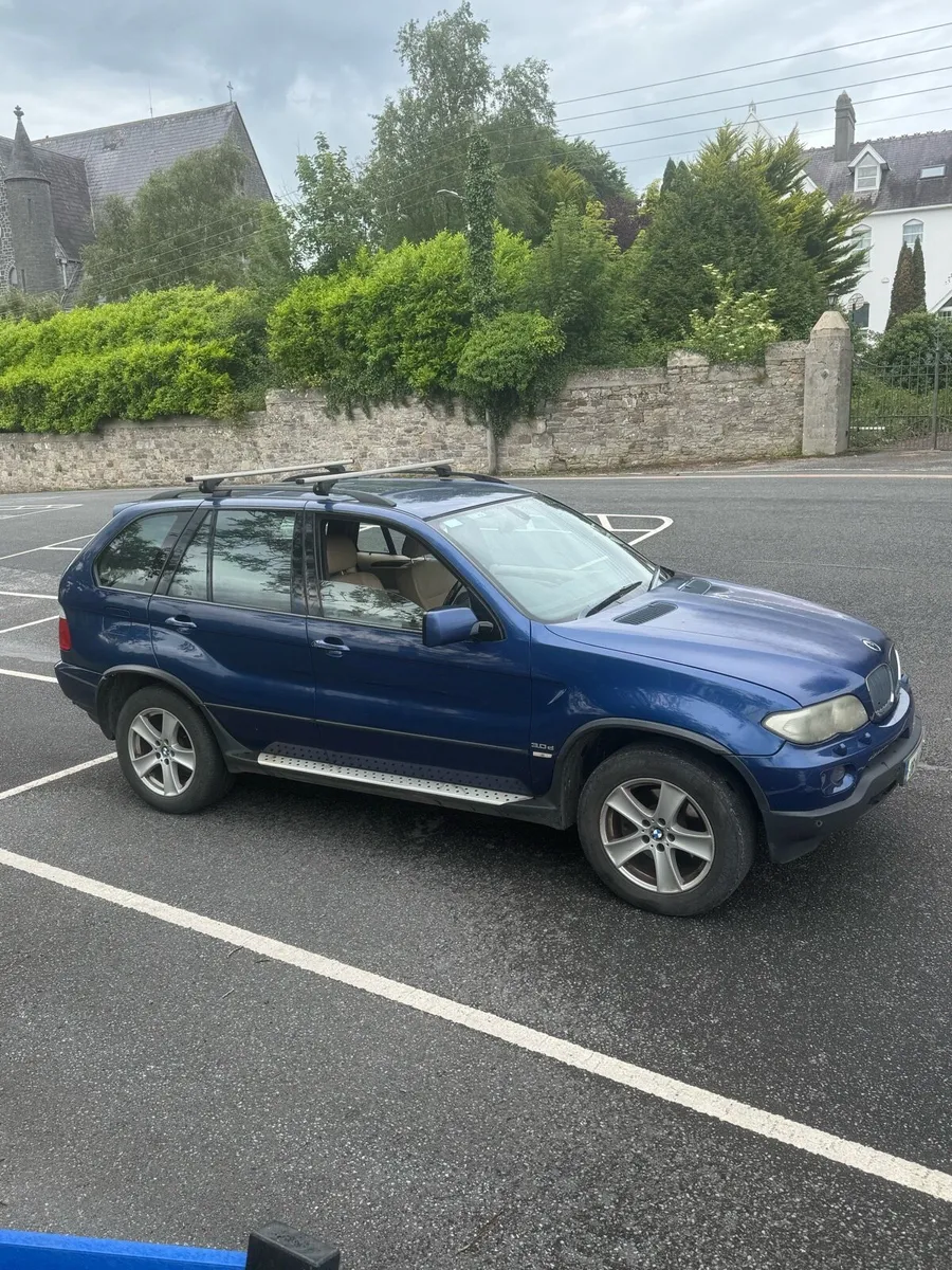 BMW X5 - Image 1