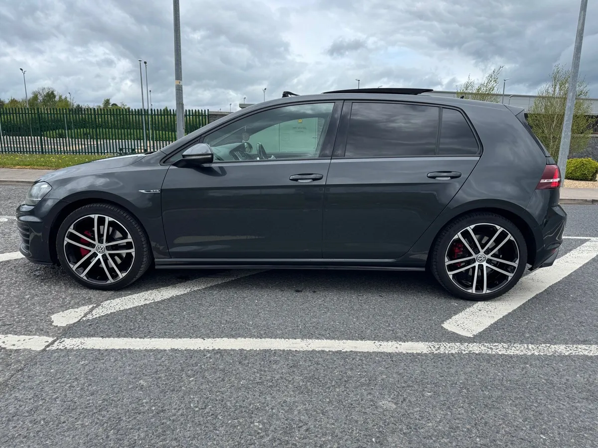 2016 VW GTD Low mileage top spec - Image 3