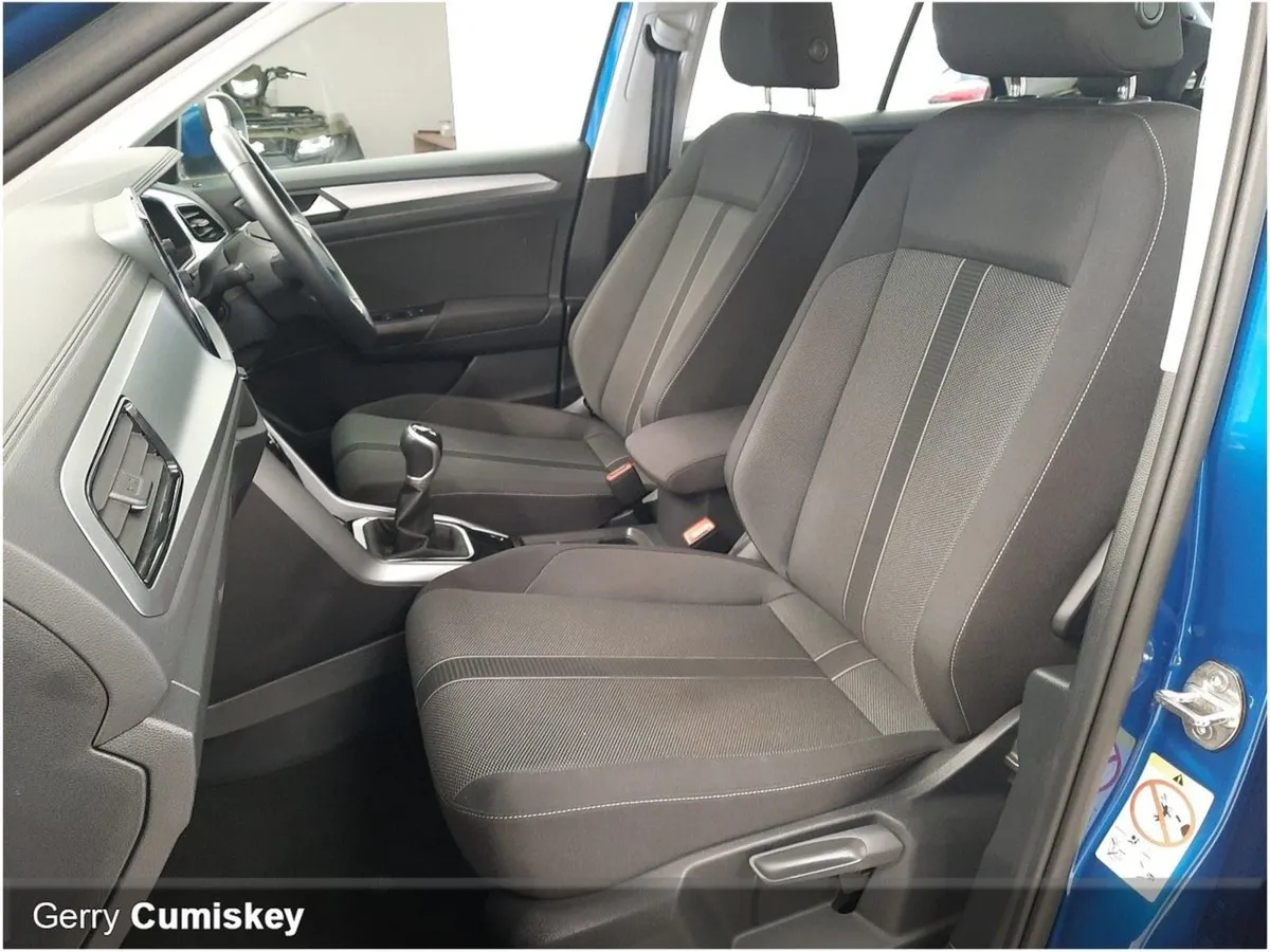Volkswagen T-Roc Life 1.0 TSi 110 - Image 4