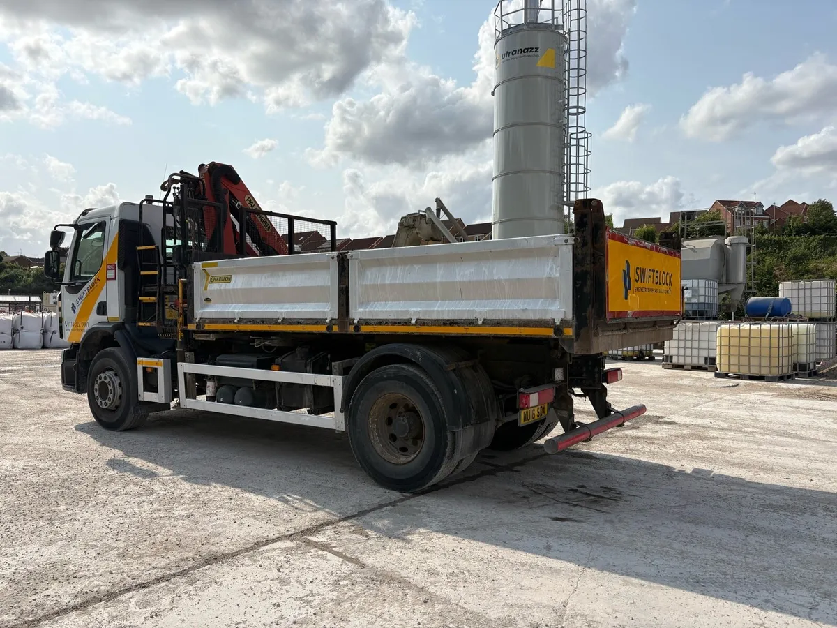 2016 Renault Tipper Grab - Image 4