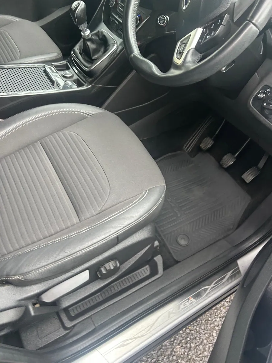 Ford Kuga 2017 - Image 4