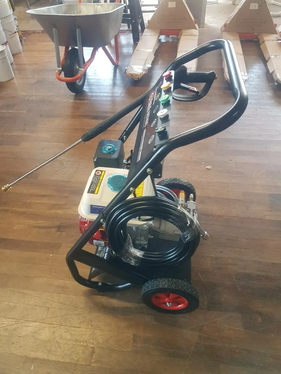 Power washer - Image 2