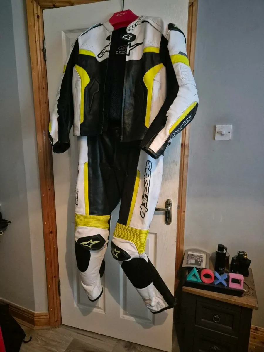 Motorbike gear - Image 2