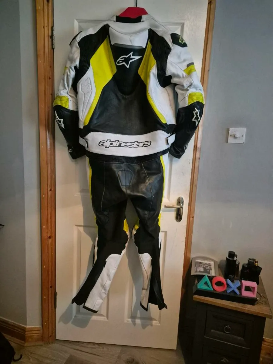 Motorbike gear - Image 3