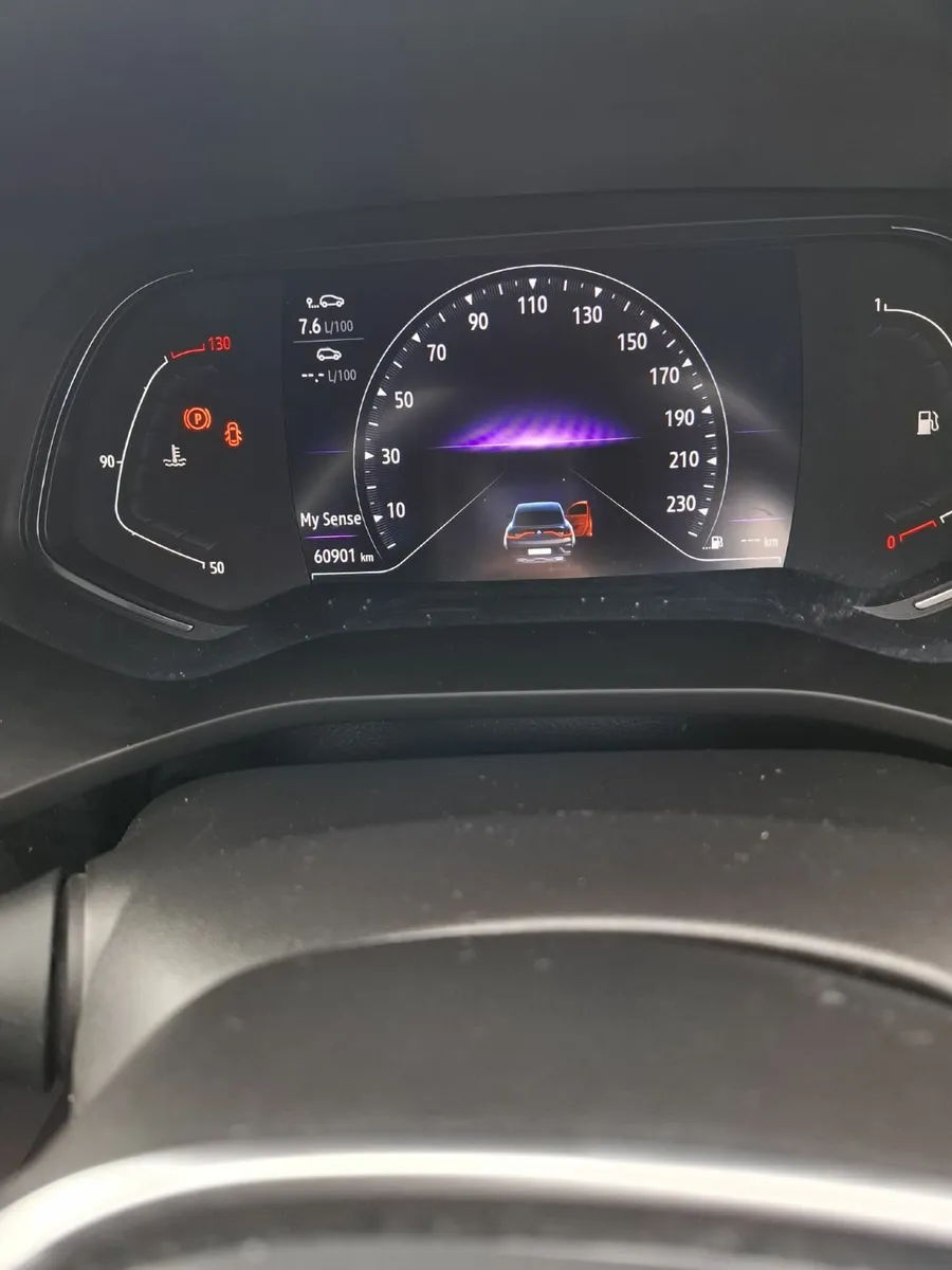 Renault Arkana RS Line TCe140 Auto Mile Hybrid - Image 3