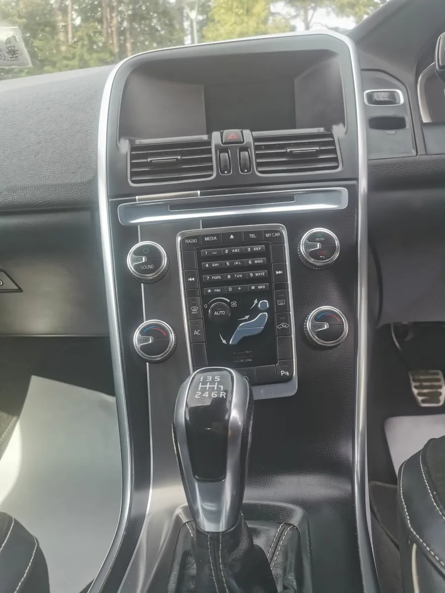 Volvo XC60 2015 - Image 3