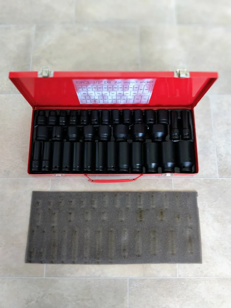 35 piece 1/2 inch impact socket set - Image 1