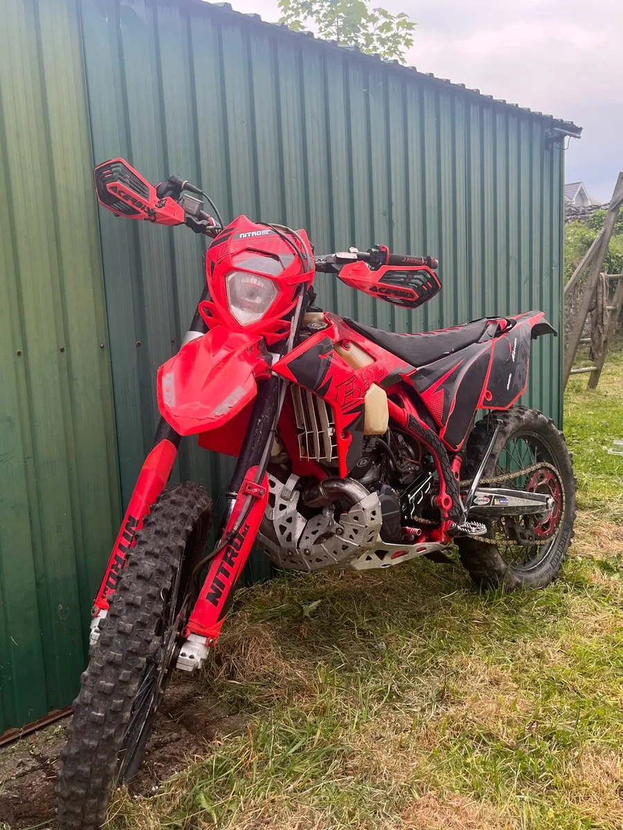 Beta 250 - Image 2
