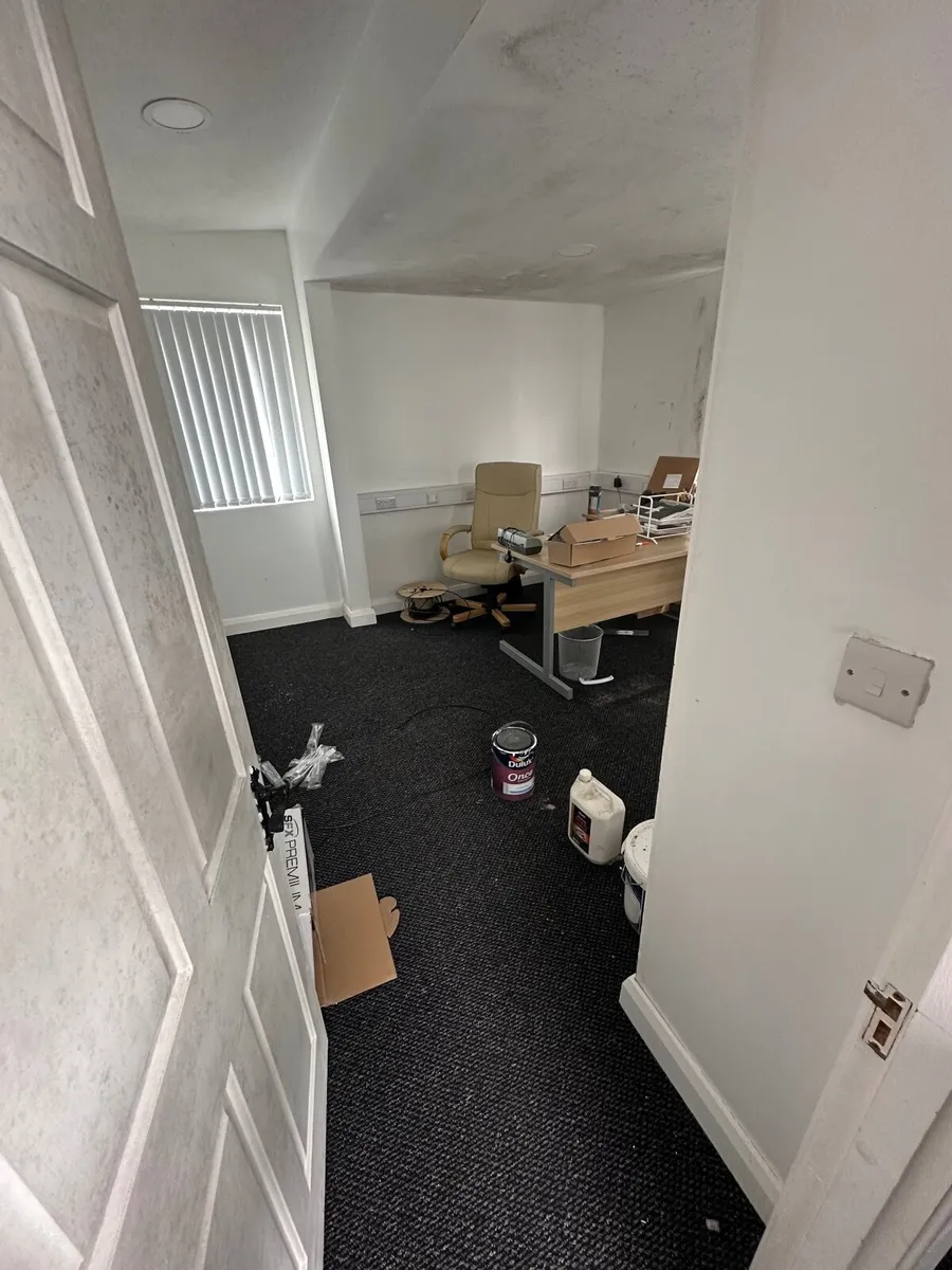 40ft Containers converted to offices - Image 4