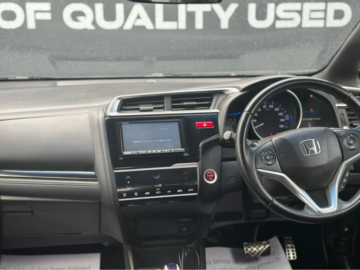 Honda Fit Hybrid - Image 2