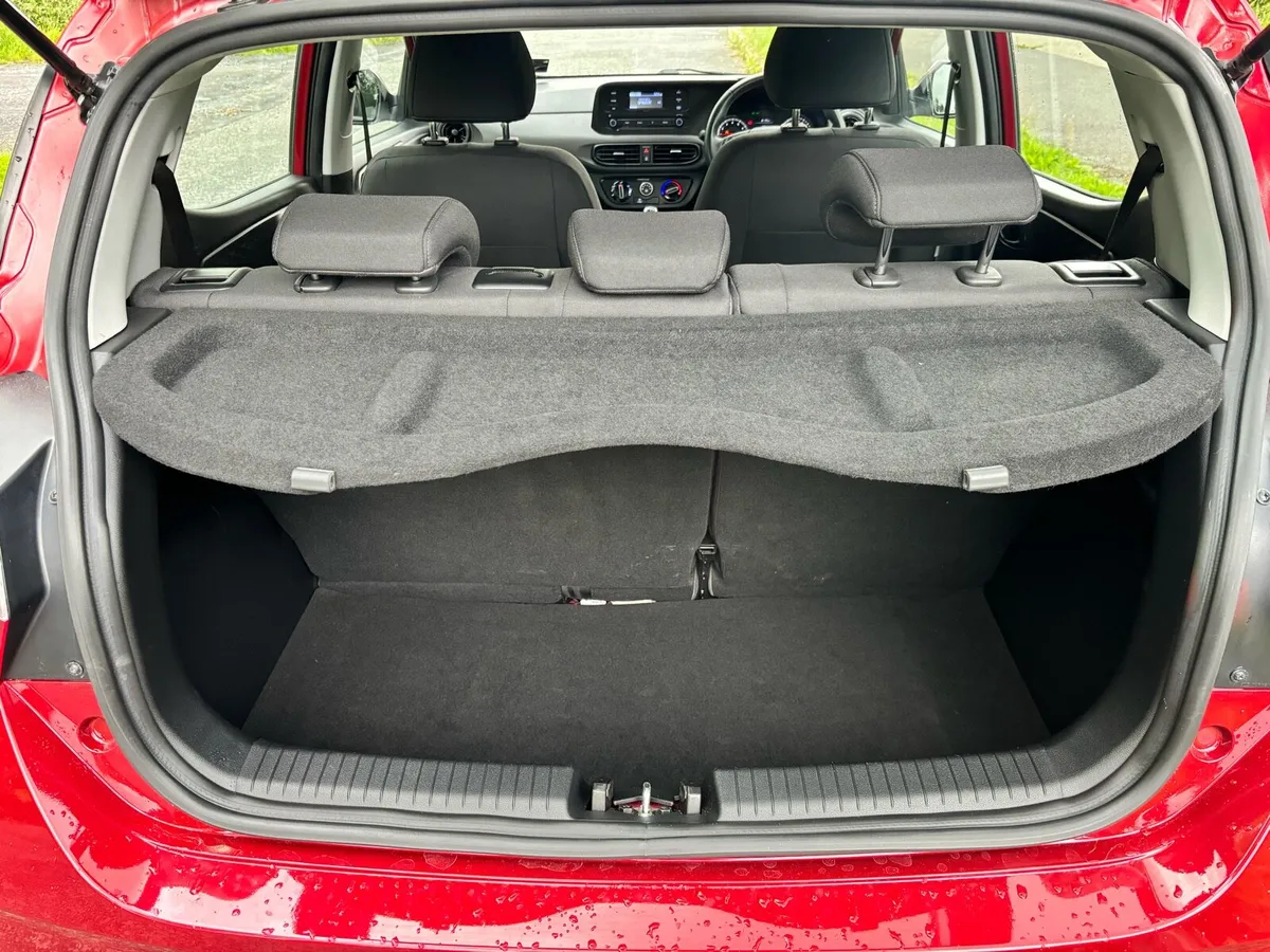 Hyundai i10 Petrol Low Mileage As New - Image 3