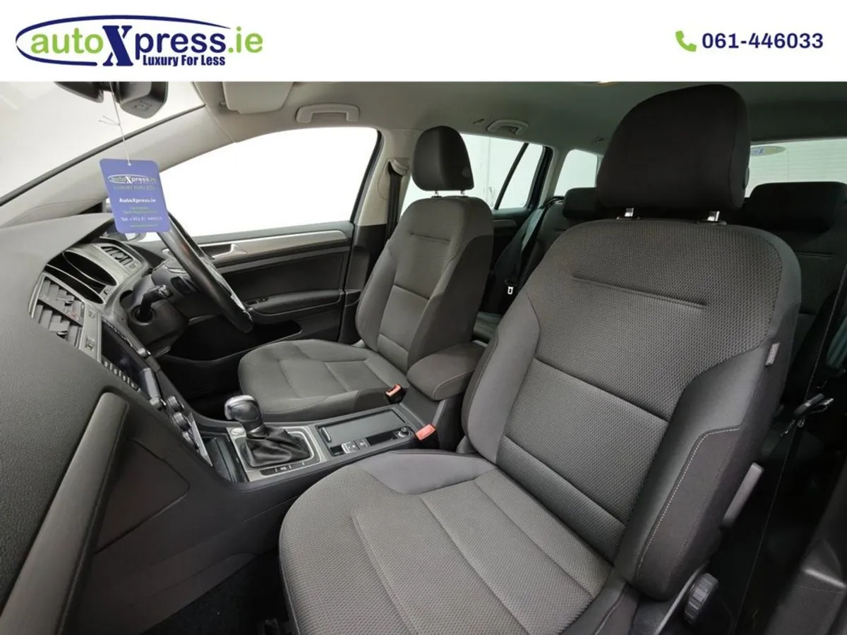 Volkswagen Golf 1.2 TSI Automatic  Reversing Came - Image 2