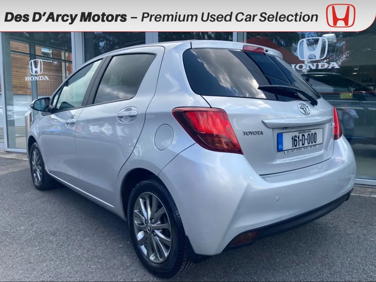 Toyota Yaris Automatic Icon Low Mileage - Image 2