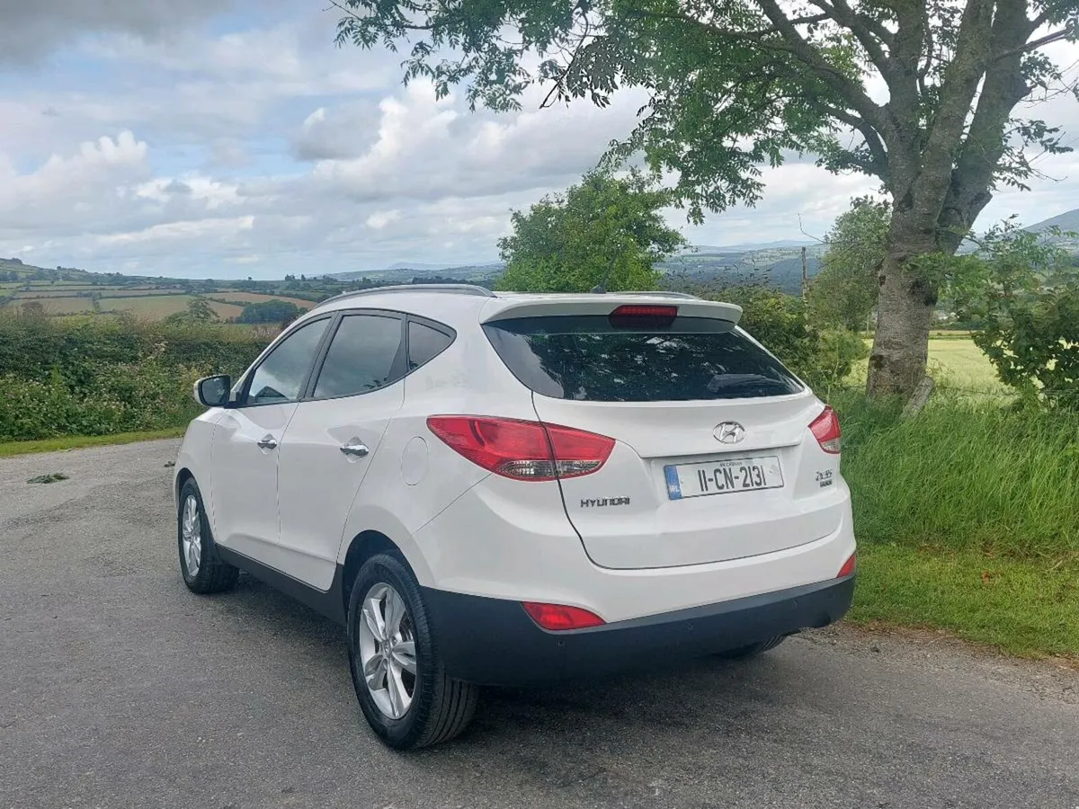 2011 HYUNDAI IX35 1.7CRDI PREMIUM NEW NCT - Image 3