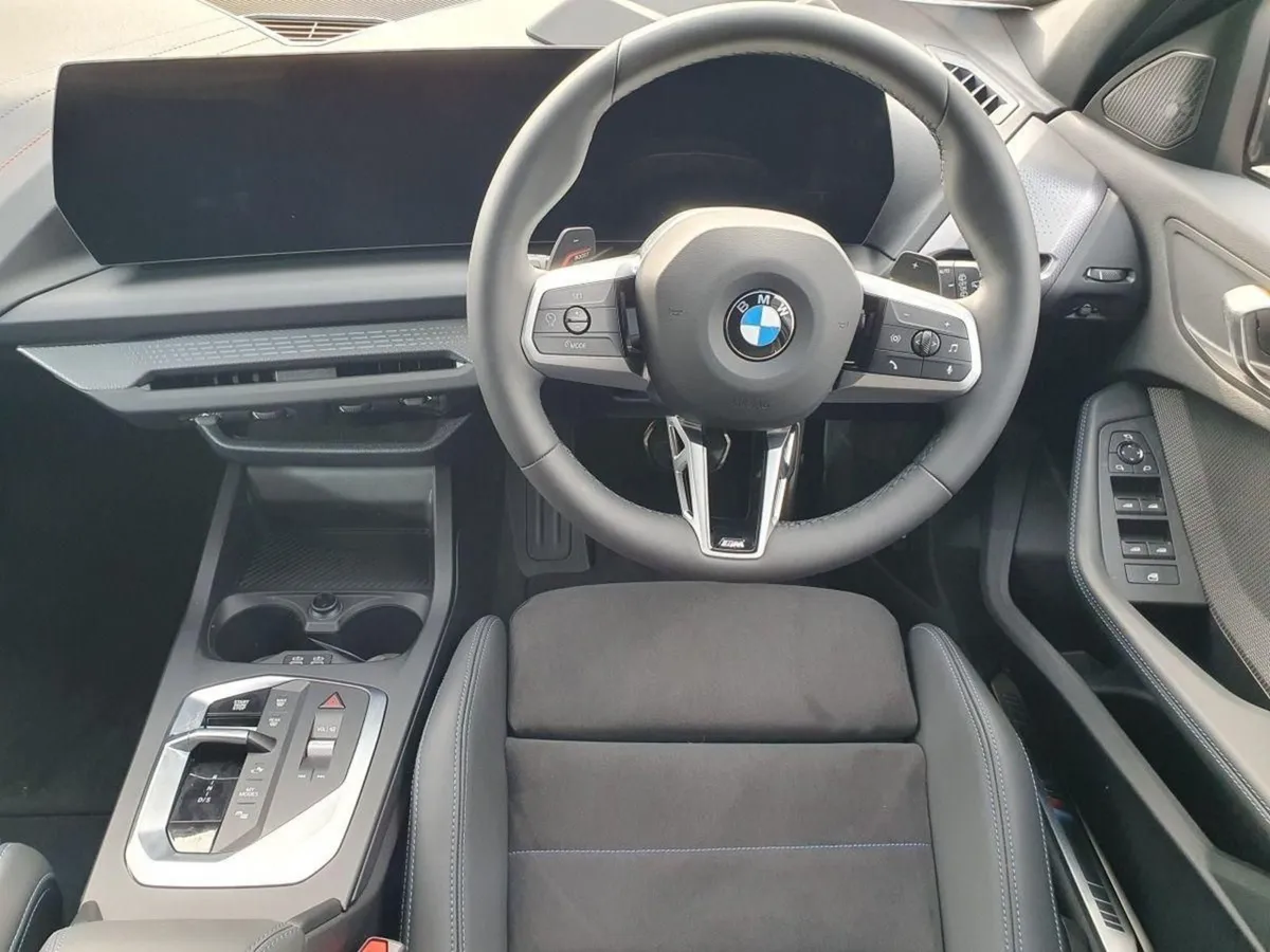 BMW 1 Series 120 Sport Sports Hatch - Image 4