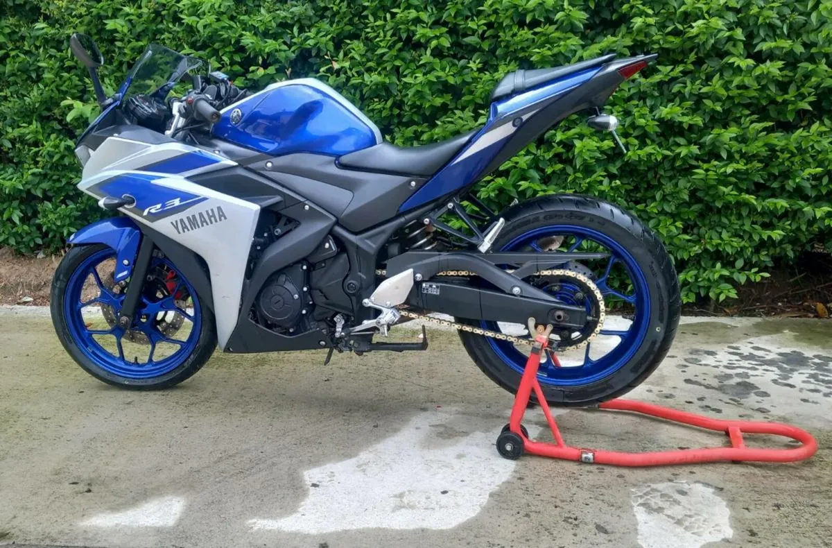 2015 Yamaha YZF-R3 321cc - Image 3