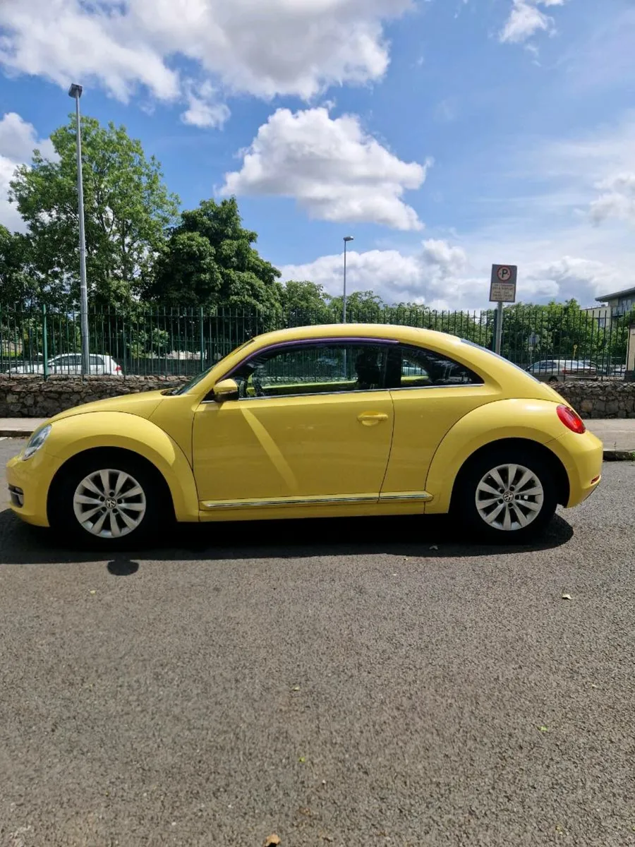 VOLKSWAGEN Beetle 1.2 petrol TSI DSG - Image 4