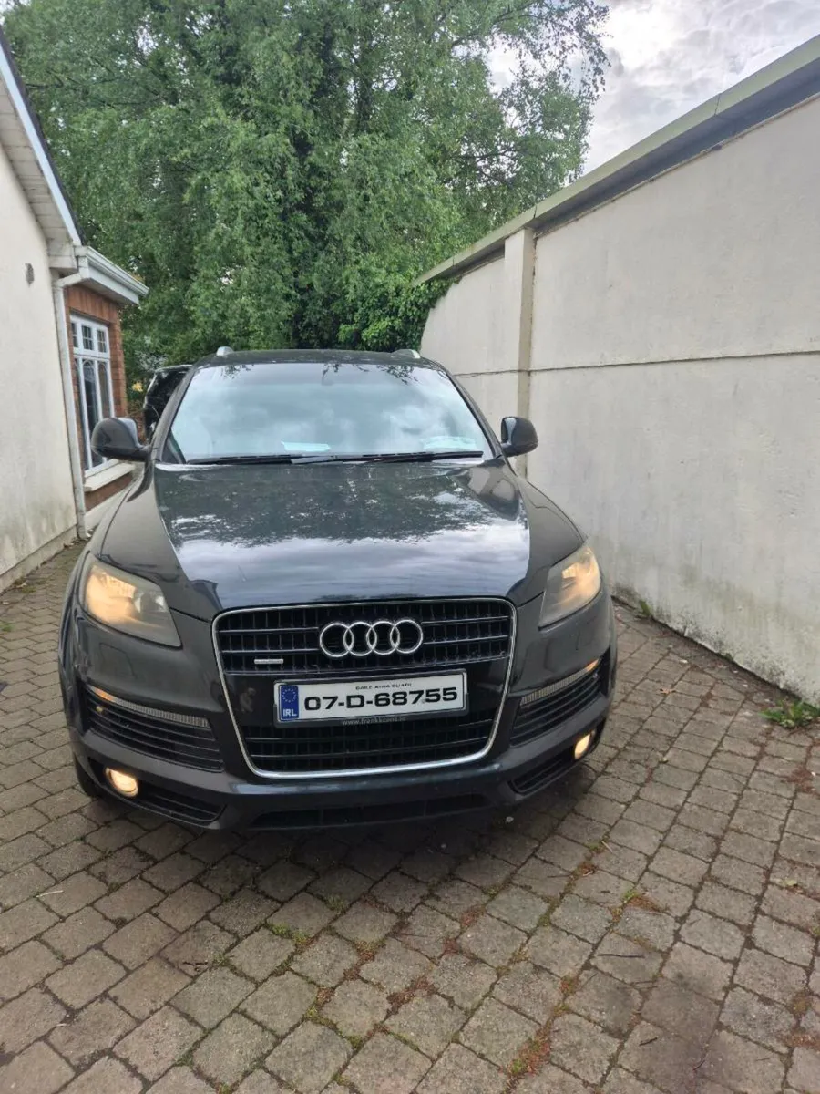 Audi Q7 commercial - Image 1