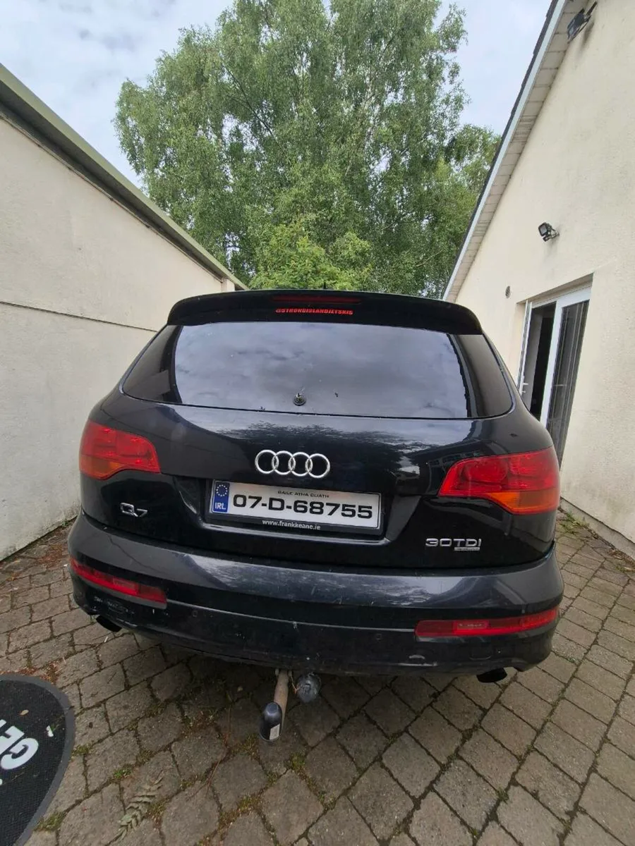 Audi Q7 commercial - Image 2