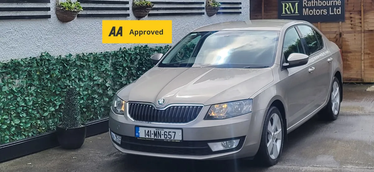 Skoda Octavia 2014 Automatic (low Mileage) - Image 1