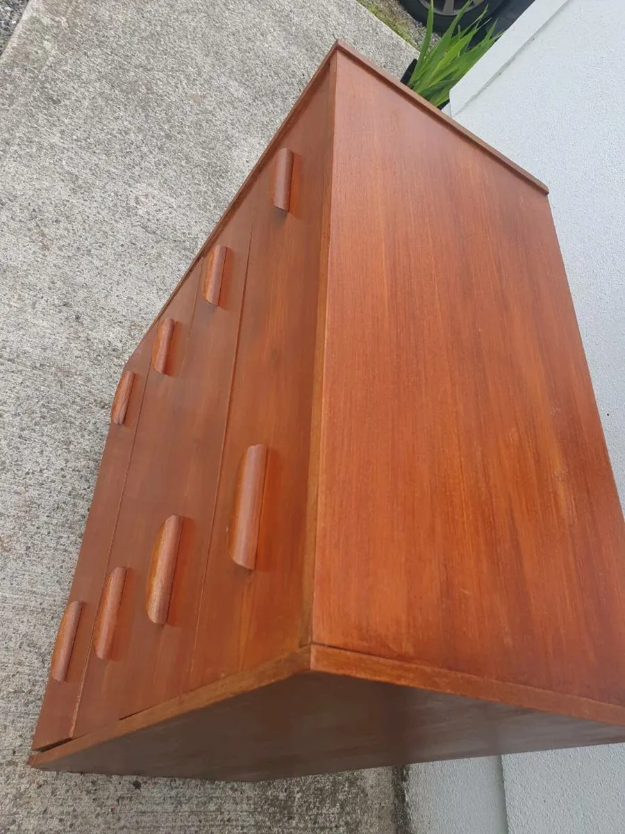 Mid century teak chest of drawers - Image 4