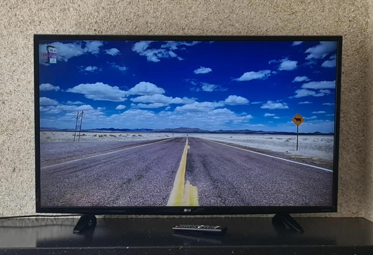 LG  43” Smart 4K Ultra HD LED TV - Image 3