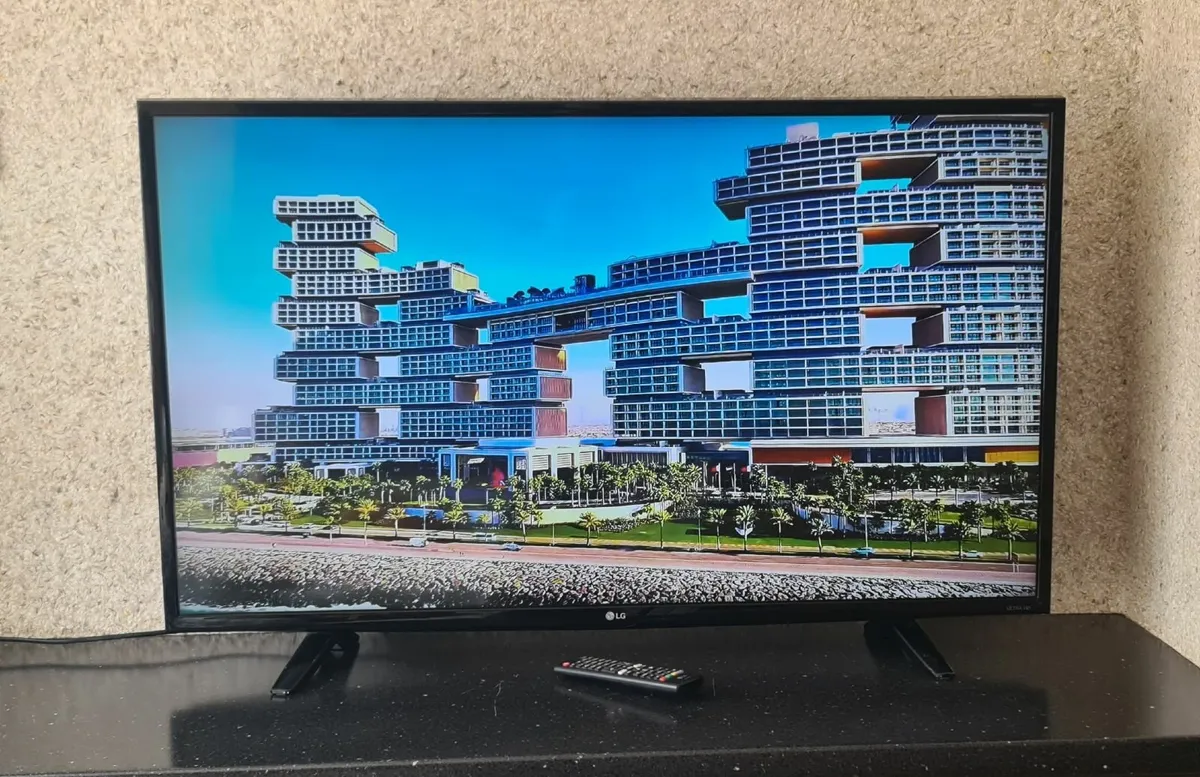 LG  43” Smart 4K Ultra HD LED TV - Image 4