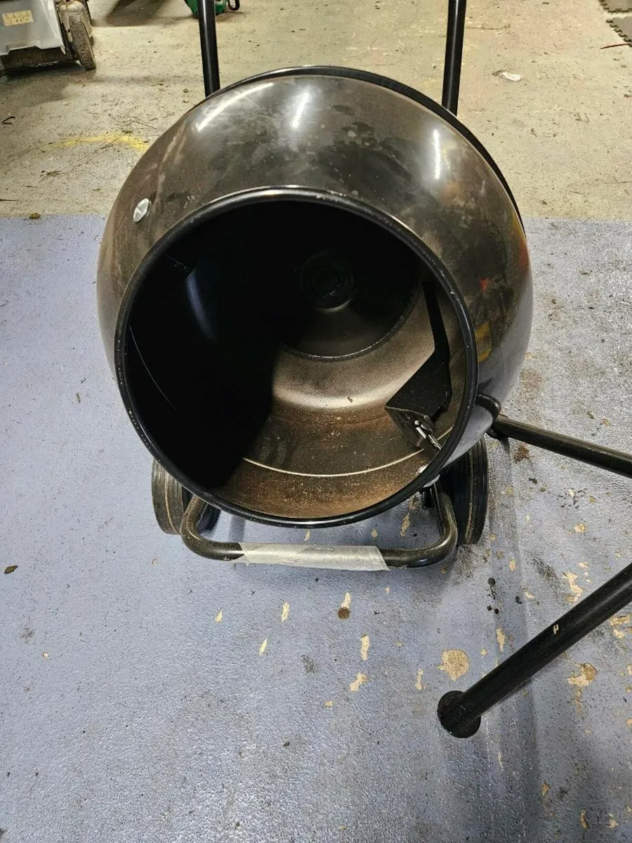 New Jefferson Cement mixer - Image 4