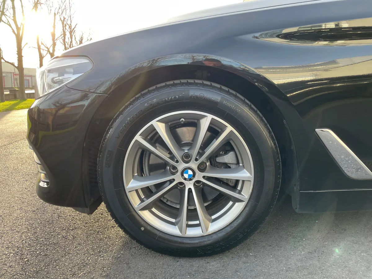 SE AUTO - HEATED LEATHER - 190TAX - BMW HISTORY - - Image 2