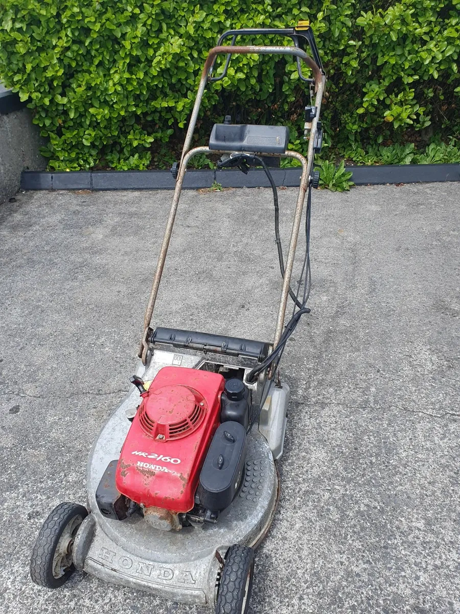 Honda lawnmower - Image 2