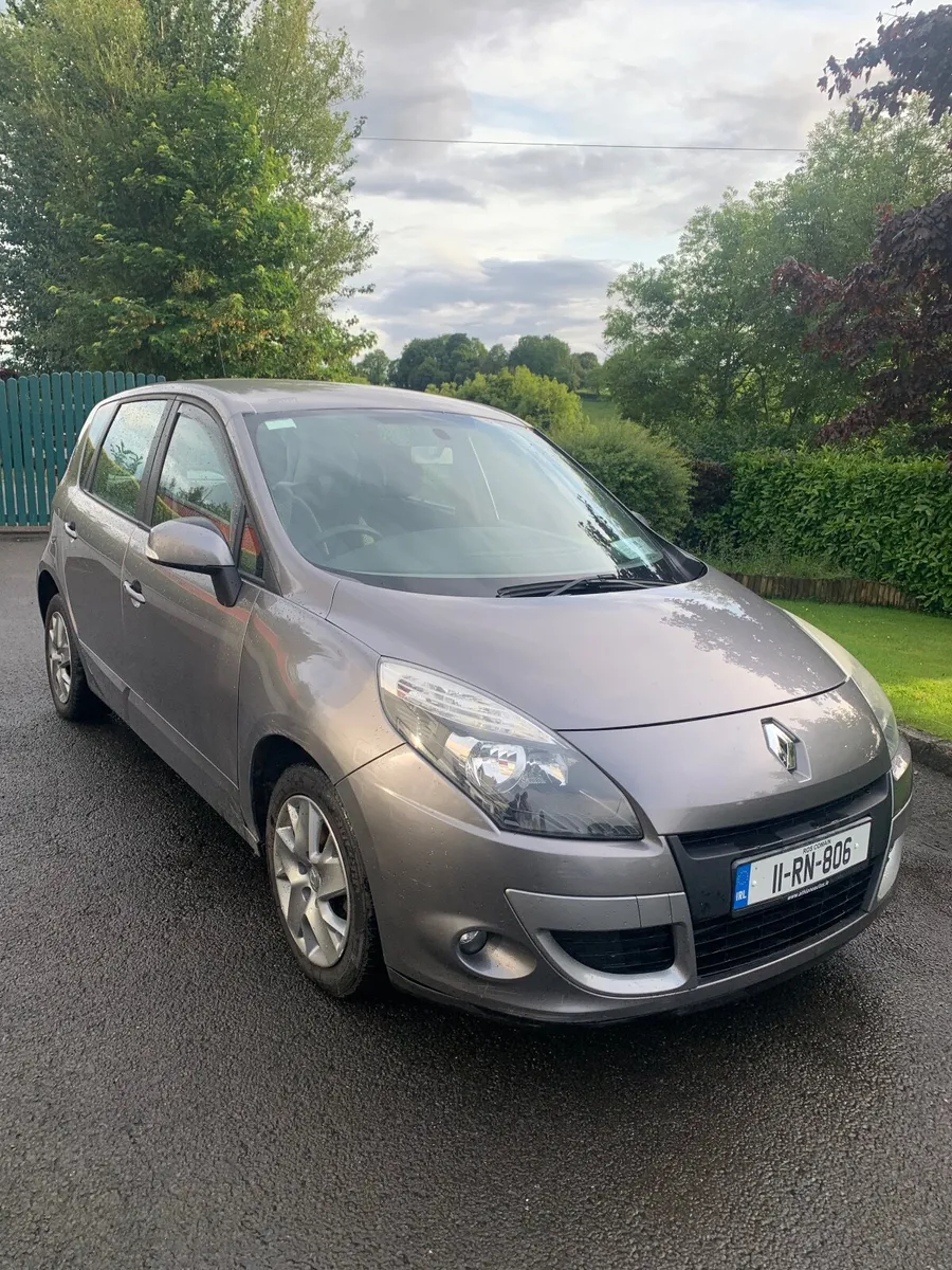Renault Scenic 2011 - Image 2