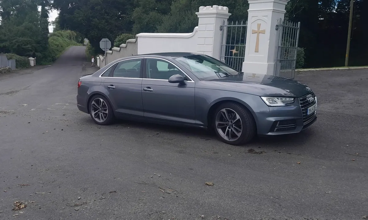 Audi A4 2019 - Image 1