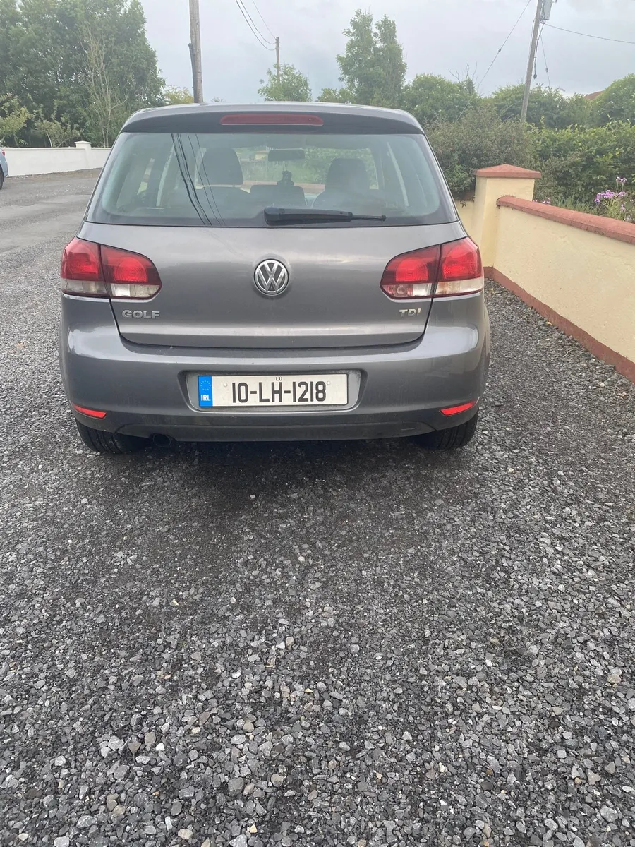 Volkswagen Golf 2010 - Image 3
