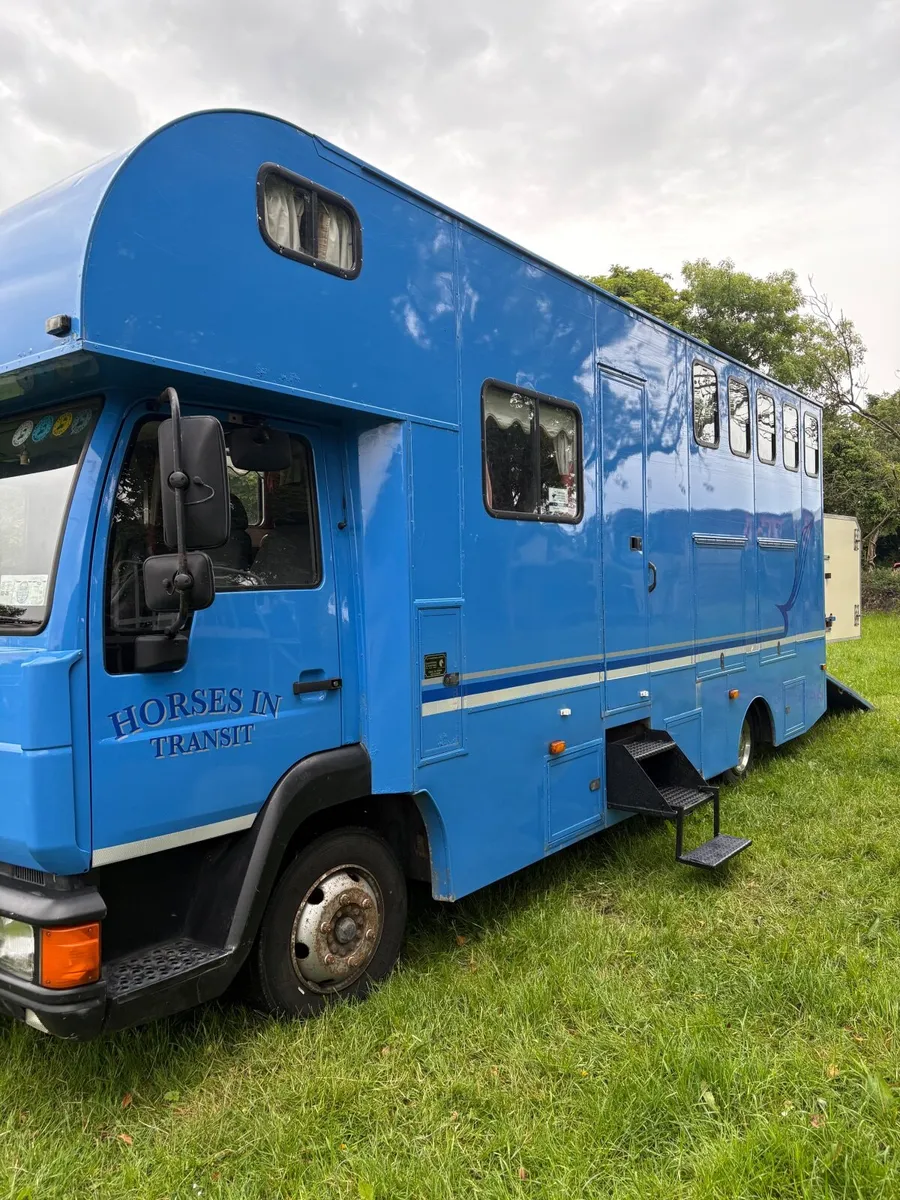 7.5T Man Horse Lorry - Image 1