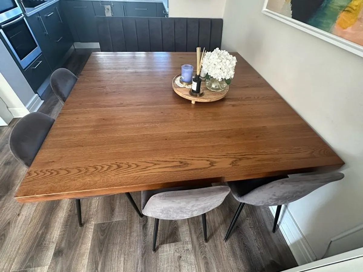 Dining table, bench and chairs - Image 2