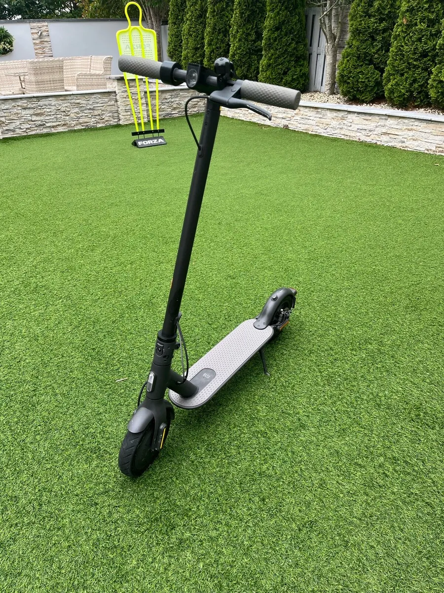 Xiaomi 1s Electric Scooter - Image 1