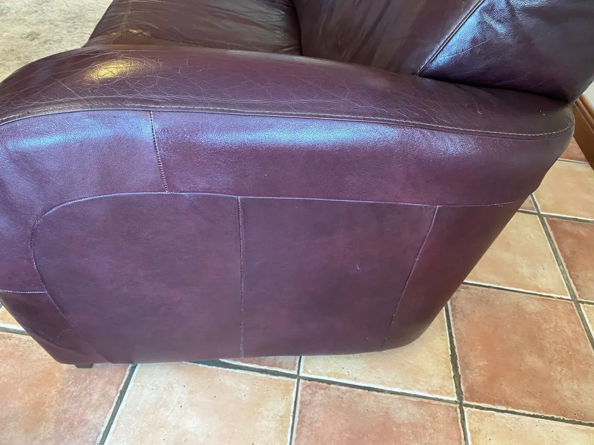 Leather sofas - Image 4