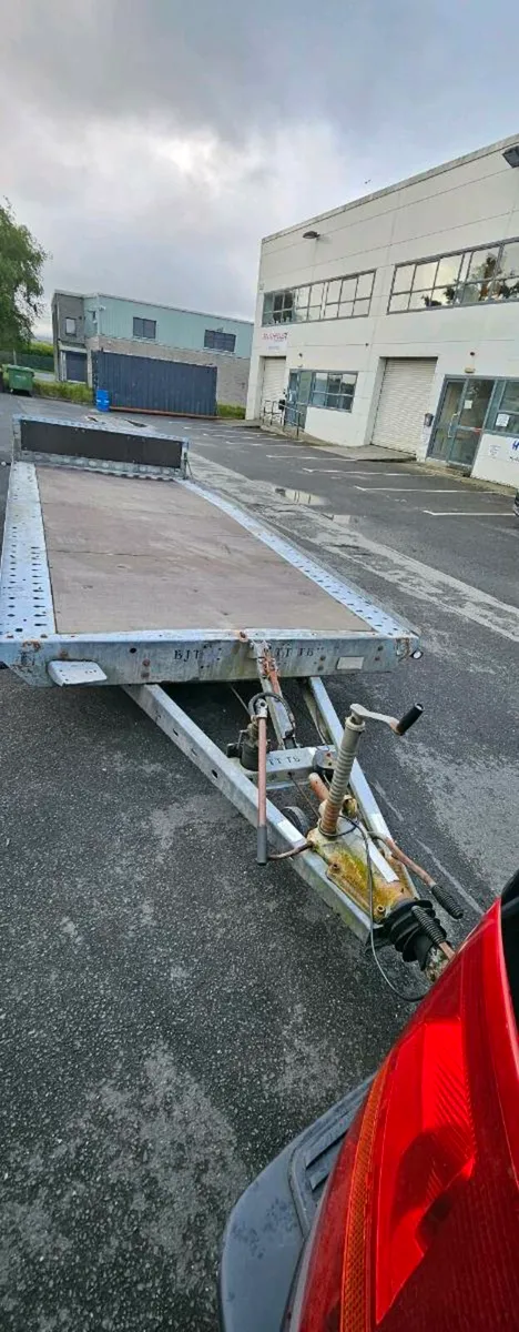 Car transporter - Image 3