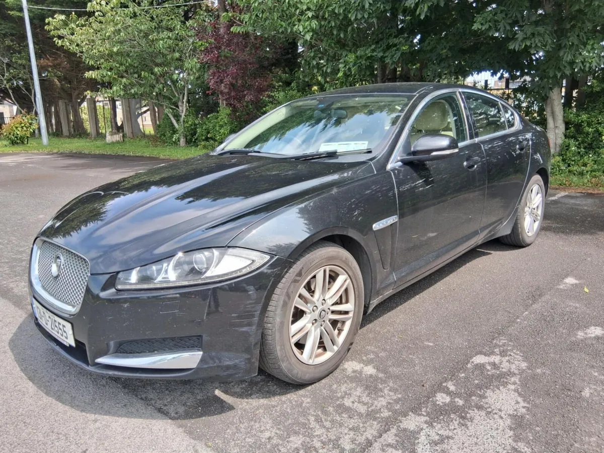 Jaguar XF 2.2 D Luxury Auto. - Image 3