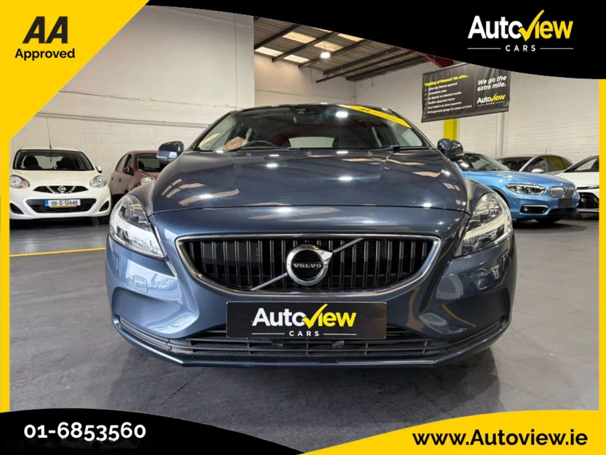 Volvo V40 D4 2.0 Diesel Automatic  AA Approved // - Image 2