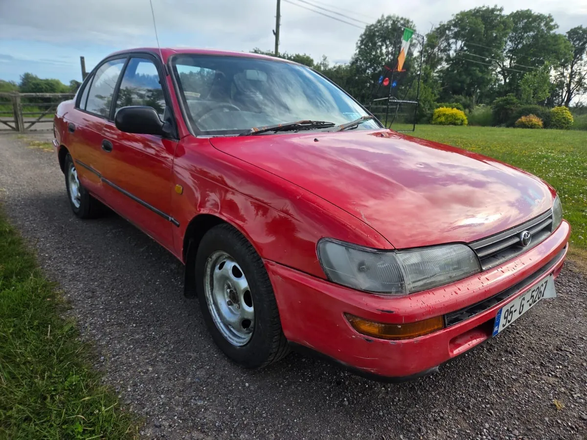 1995 Toyota Corolla 1.3 nice original car - Image 1