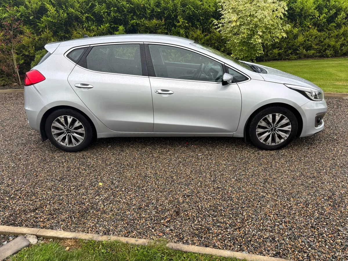 2016 KIA CEES 1.4 EX DIESEL - Image 2