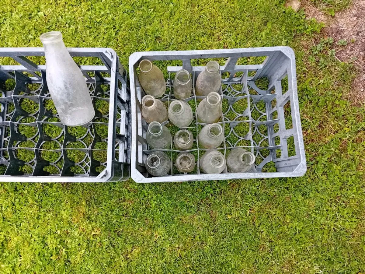 Milk crates - Image 3
