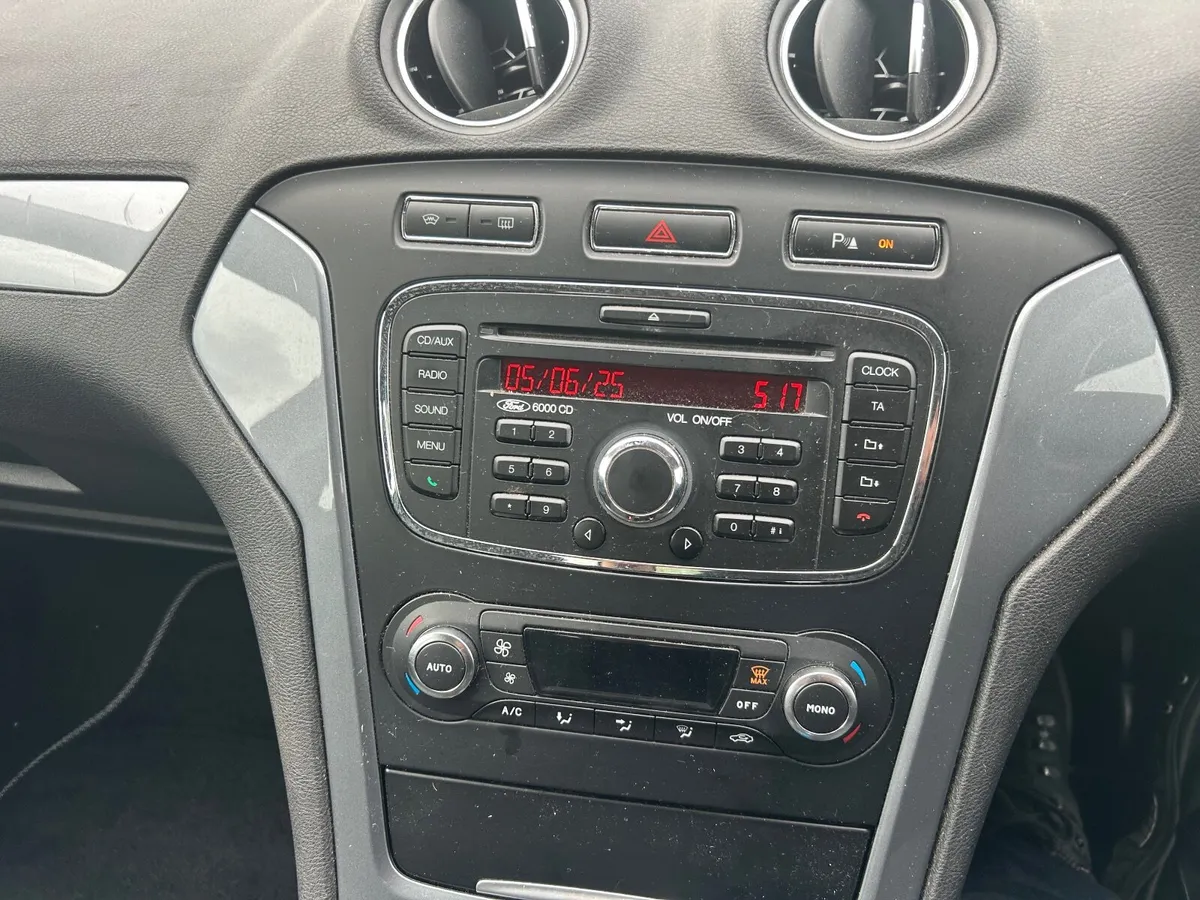 Ford Mondeo 2011 /Manual2.0petrol /New nct - Image 3