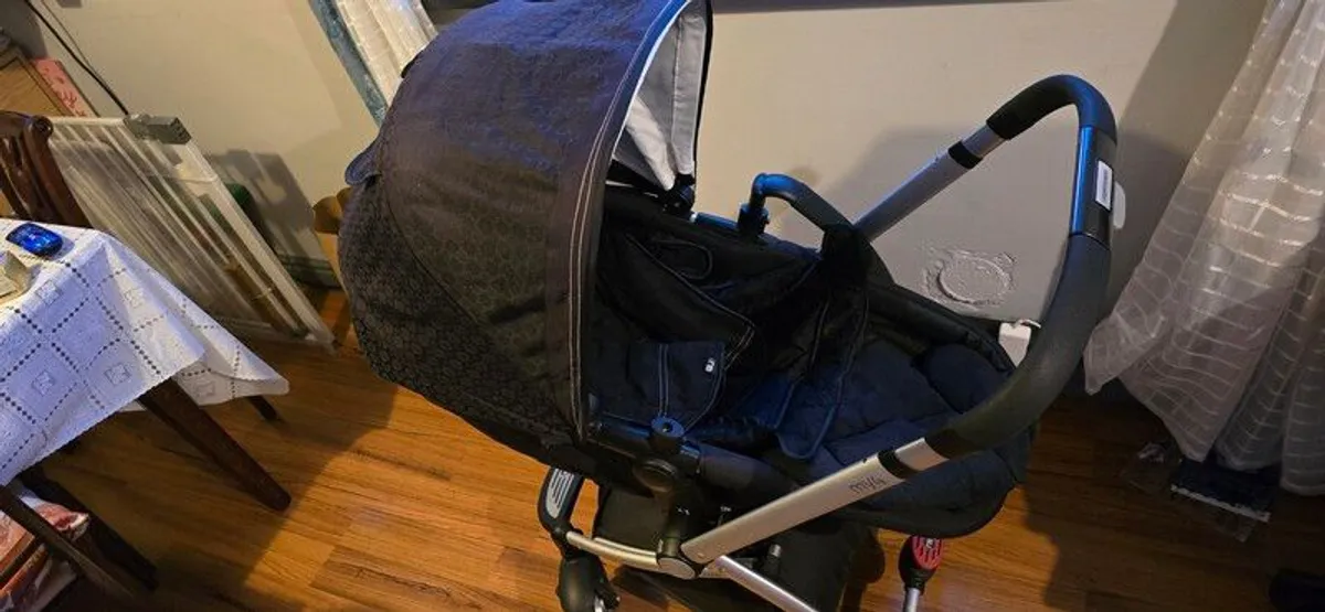 Mothercare my4 Pram - Image 3