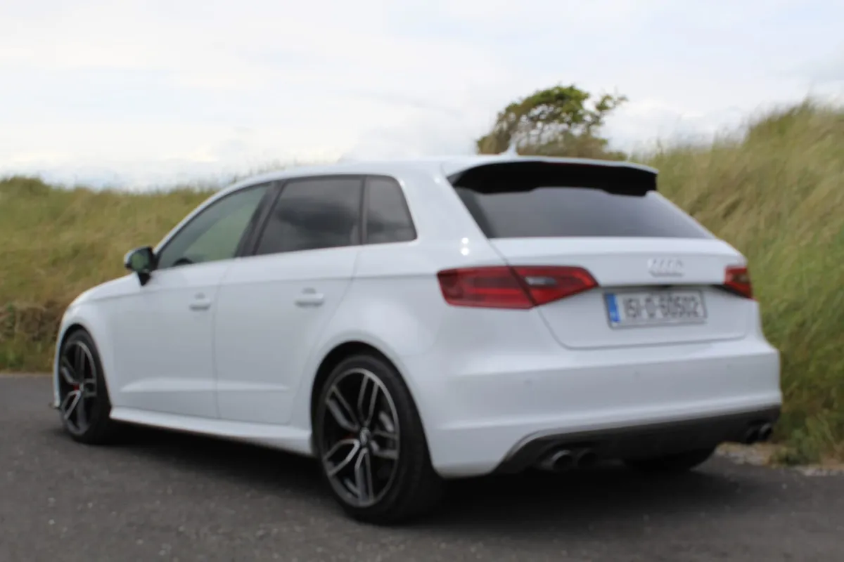 Audi S3 2015 - Image 2